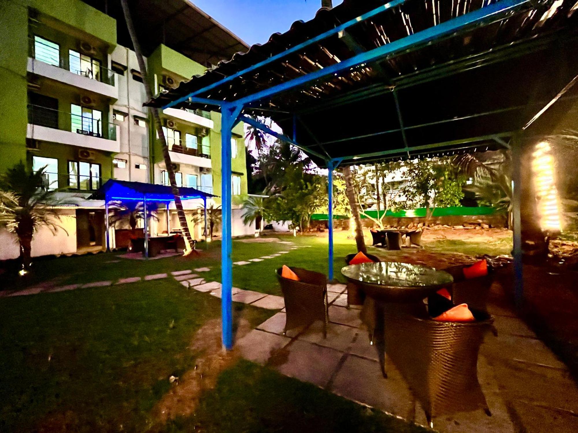 The Calagute Beach Resort By Shivam Resort 1 Km From Beach แคนโดลิม ภายนอก รูปภาพ
